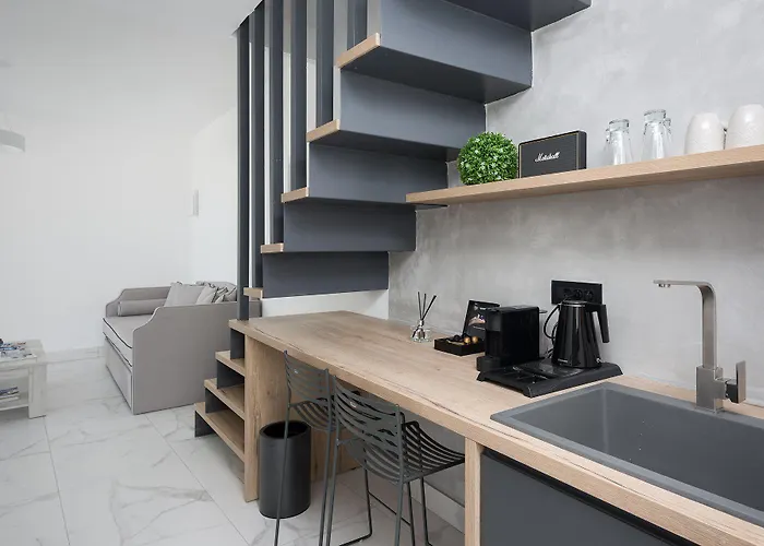 Hotel apartamentowy Karat Vóthon