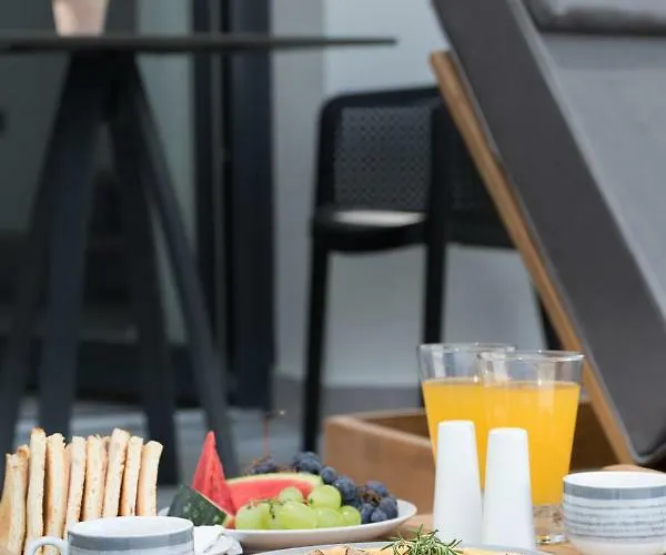 Hotel apartamentowy Karat Vóthon