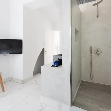 Karat Aparthotel